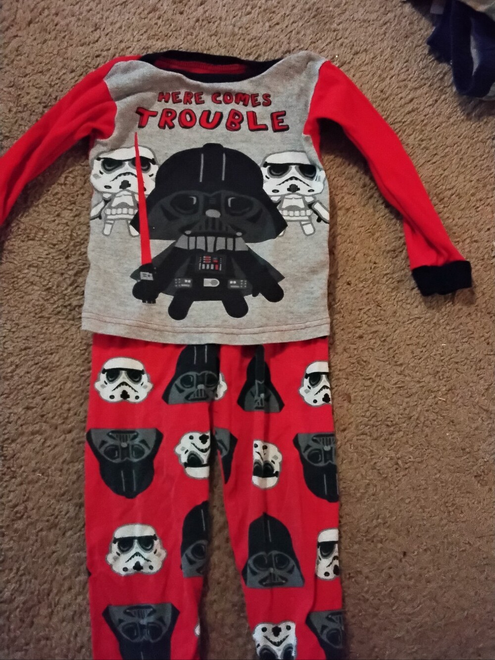 Star Wars Kids Darth Vader 'Here Comes Trouble' Red and Gray Pajama Set 3T